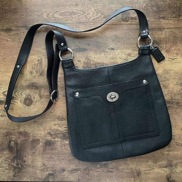 Coach Penelope Slim Crossbody Shoulder Bag Black Pebbled Leather B1168-F16533 - Picture 1 of 12
